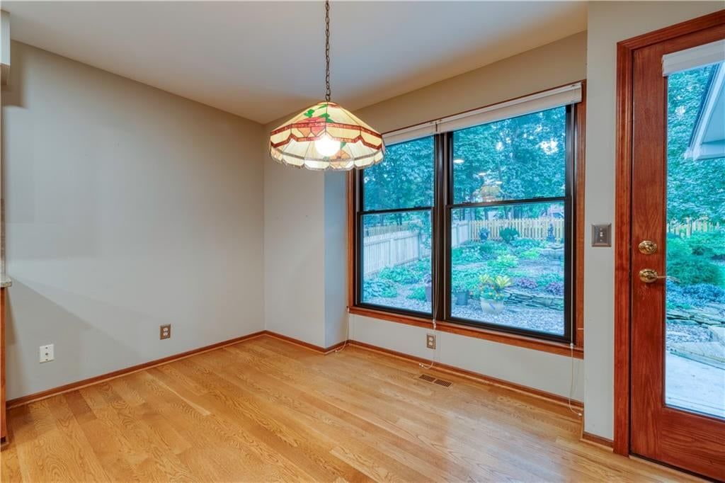 9613 W 115th Terrace — photo 11