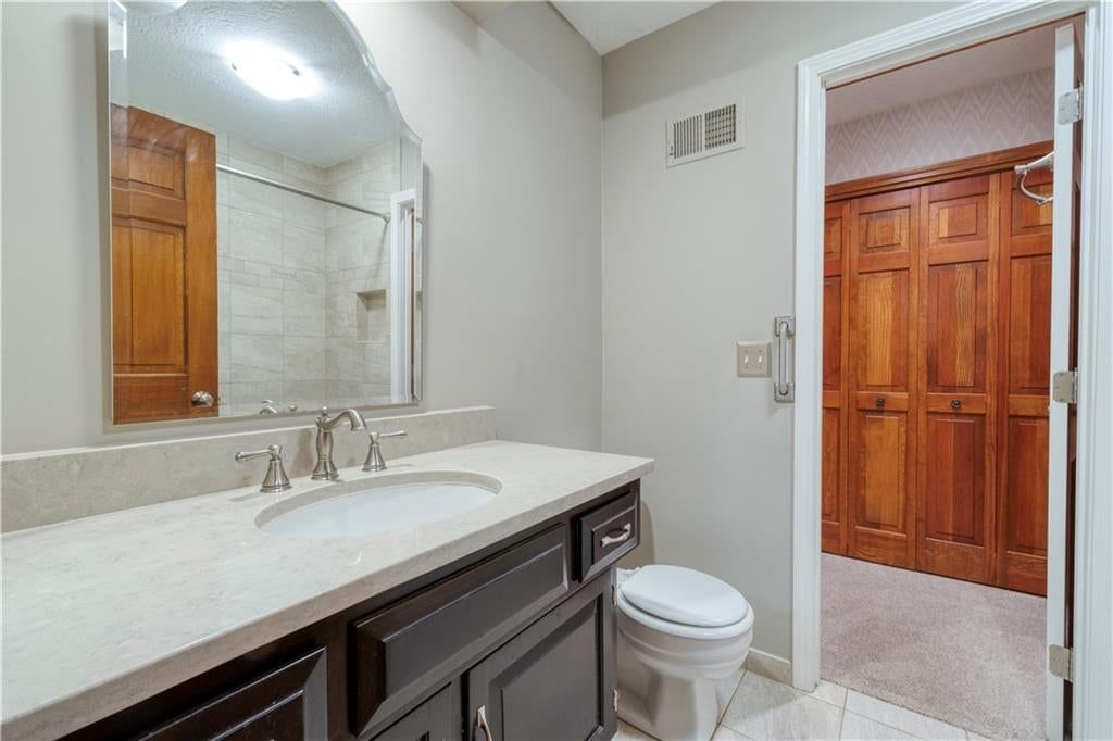 9613 W 115th Terrace — photo 20