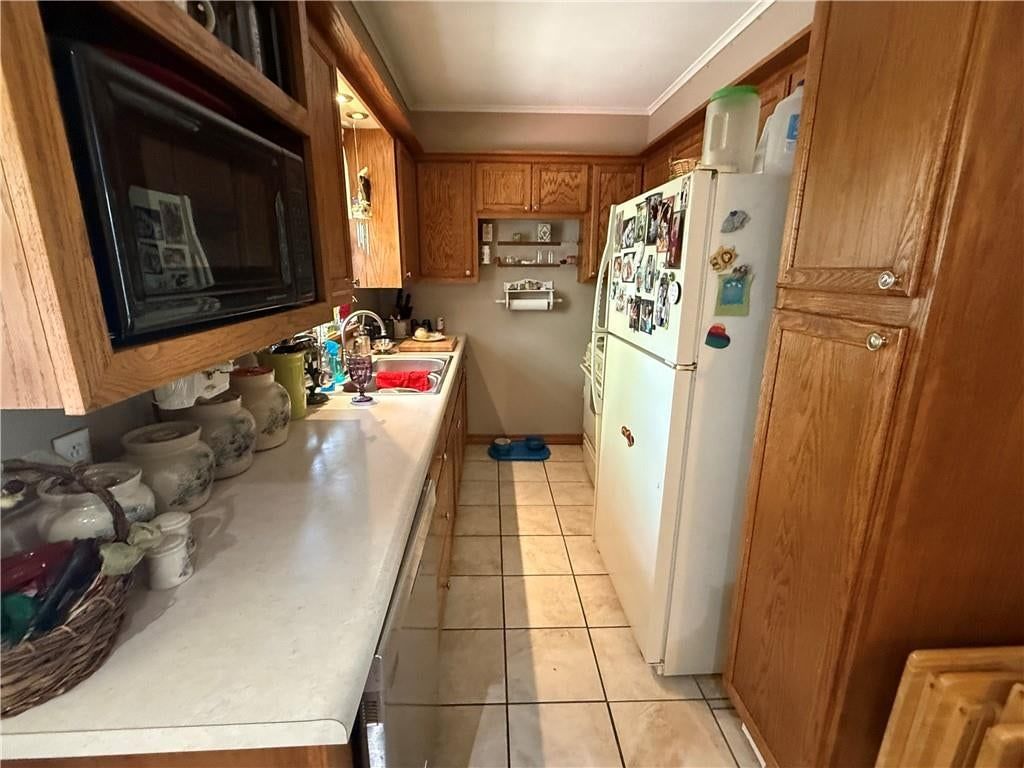 2400 Linda Jean Drive — photo 9