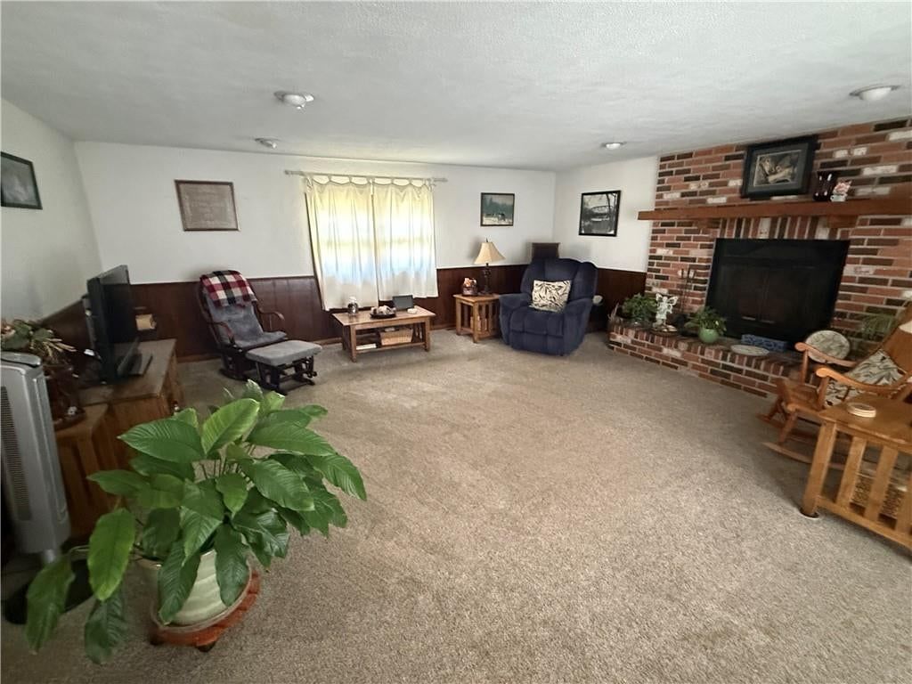 2400 Linda Jean Drive — photo 14