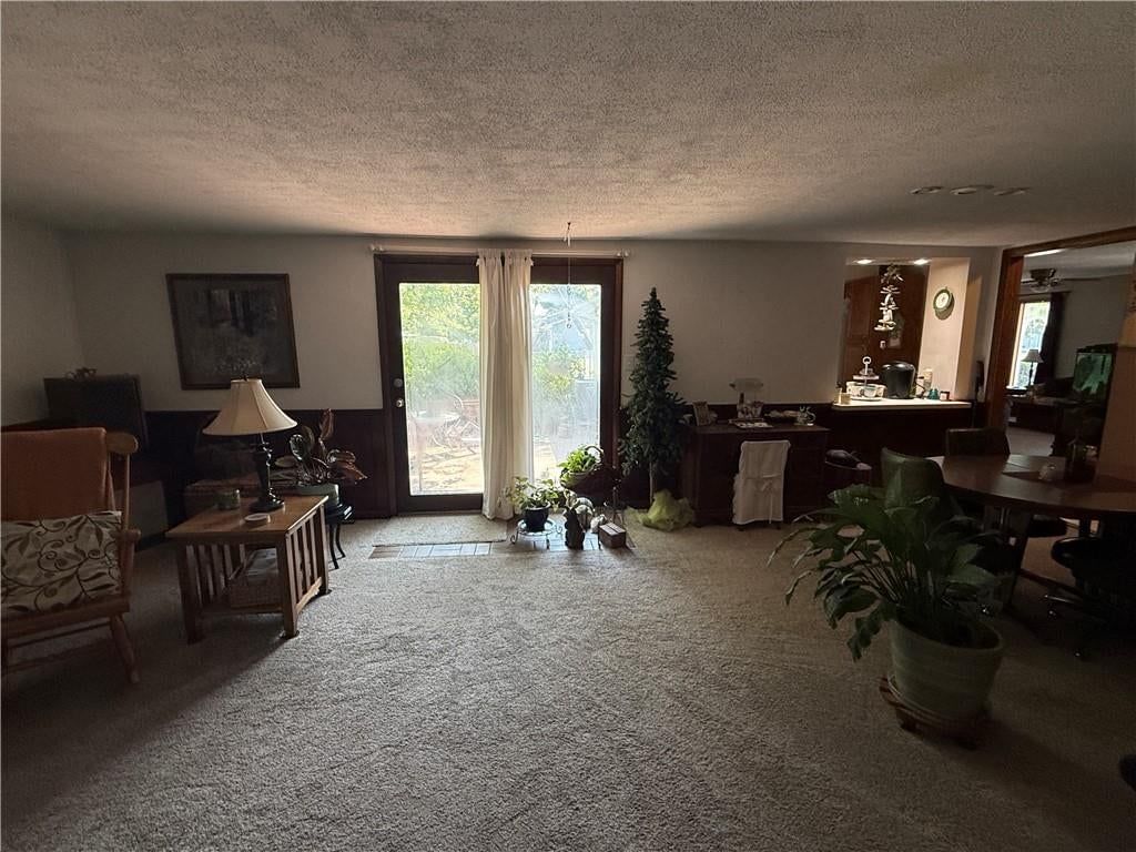 2400 Linda Jean Drive — photo 15