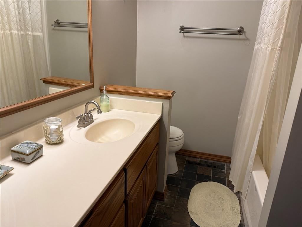 2400 Linda Jean Drive — photo 22