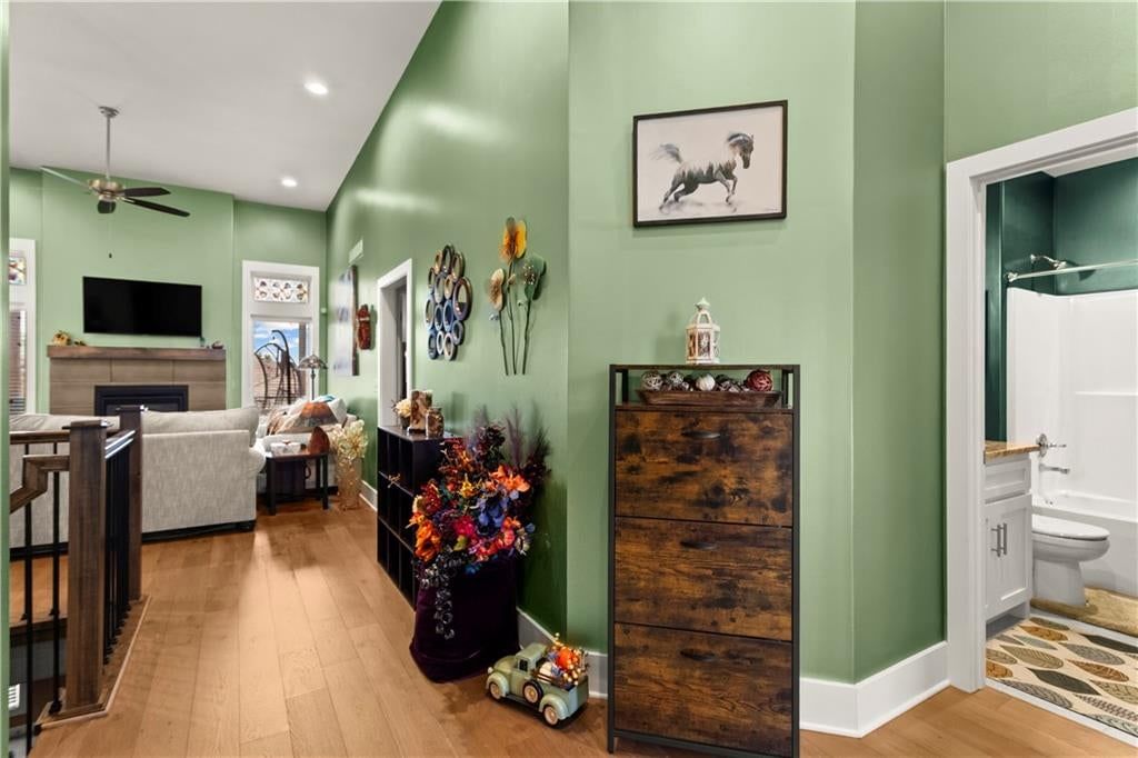 809 NE Algonquin Street — photo 30