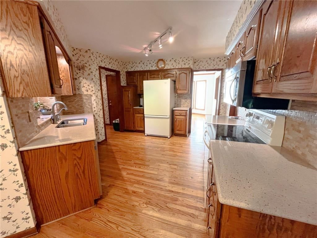 1231 Wildbriar Drive — photo 10