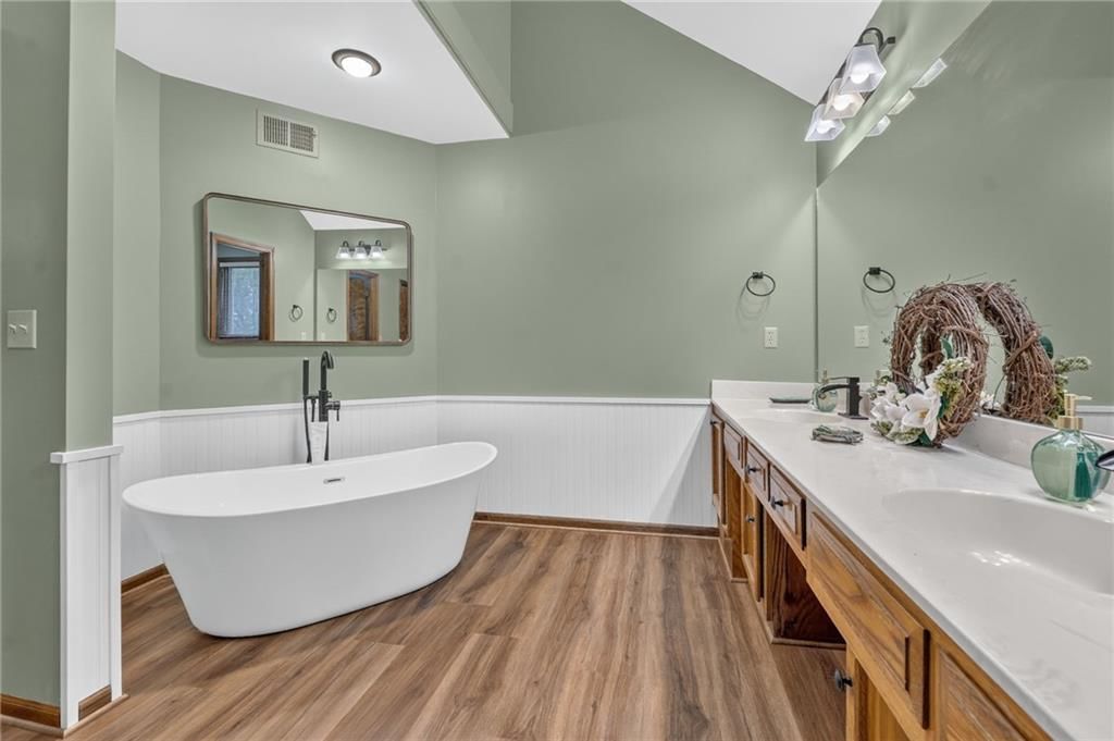 5129 NW Walden Drive — photo 29