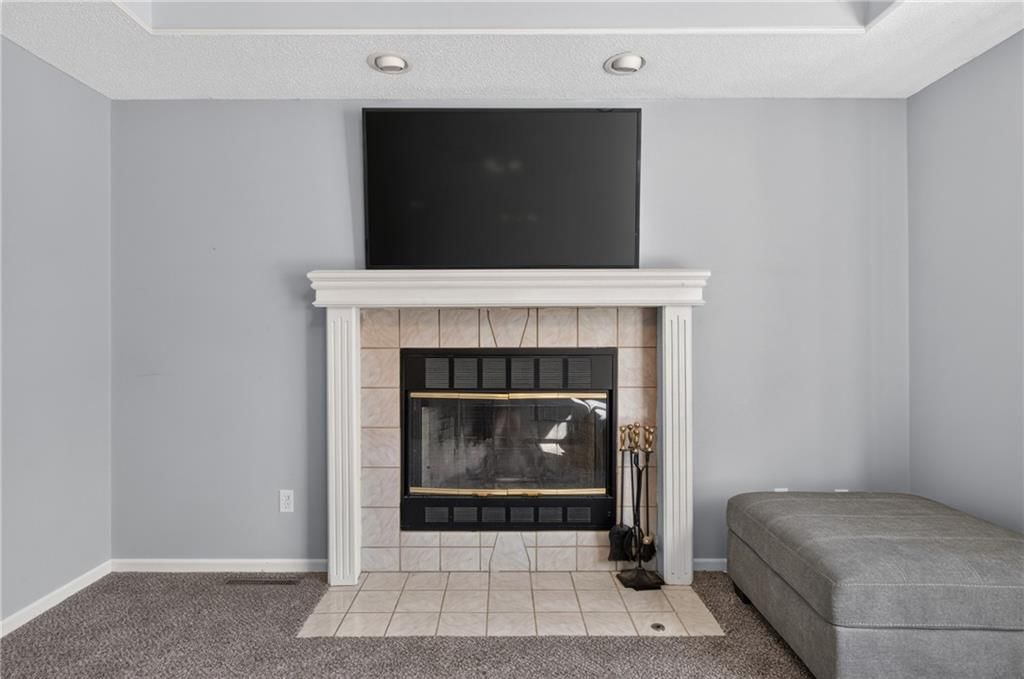 800 NE Bristol Drive — photo 7