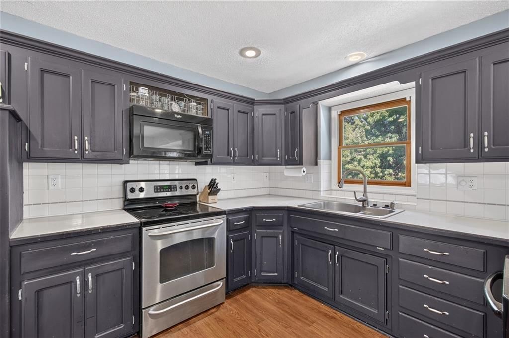 800 NE Bristol Drive — photo 13