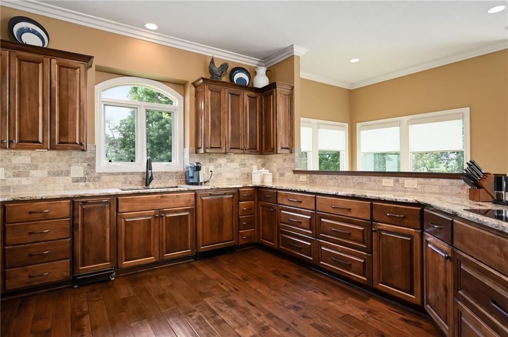 12573 Farley Street — photo 12