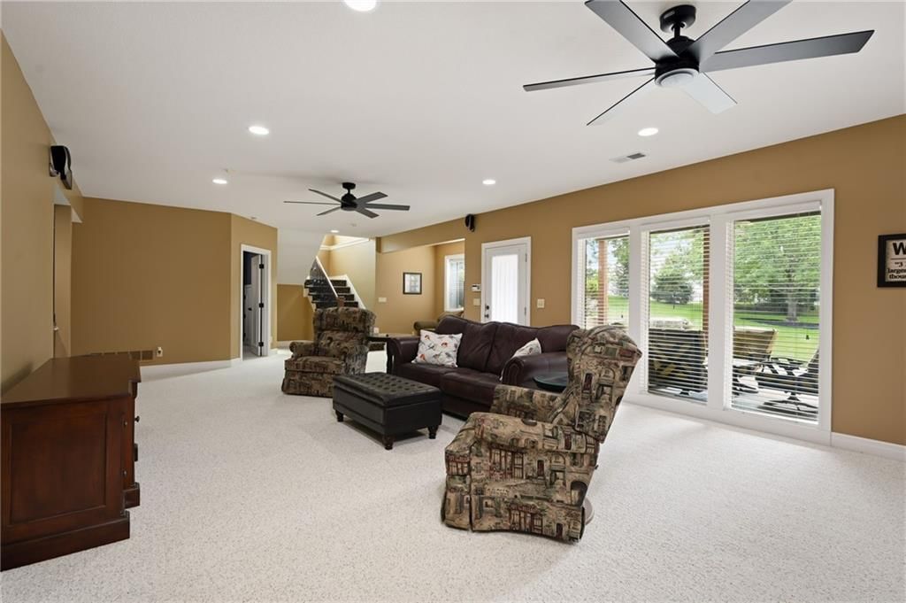 12573 Farley Street — photo 26