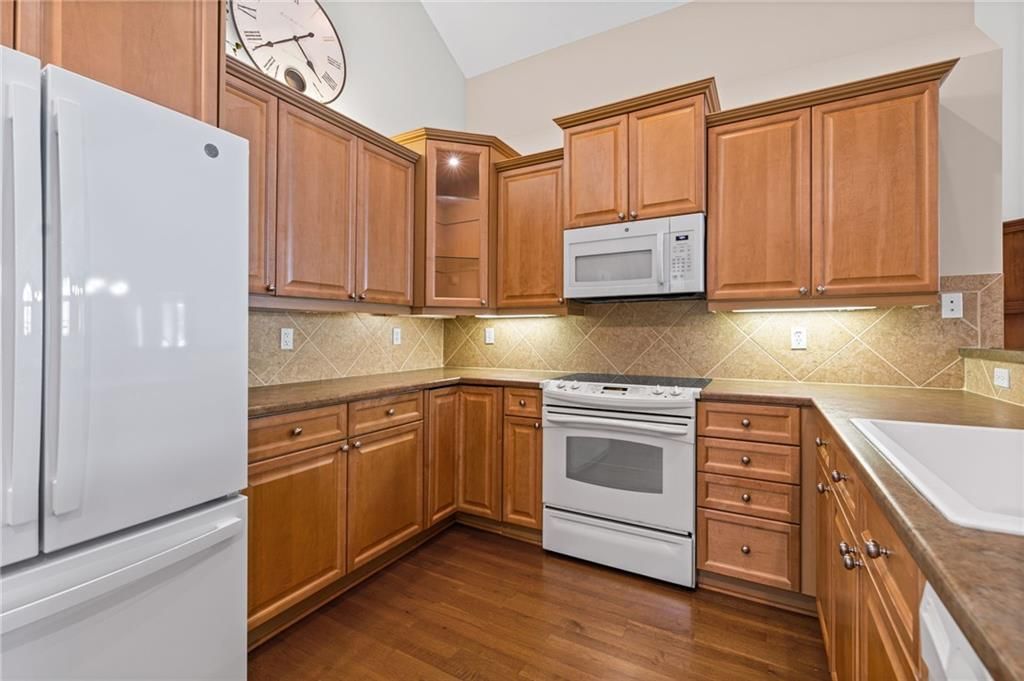 7135 Meadowsweet Lane — photo 22