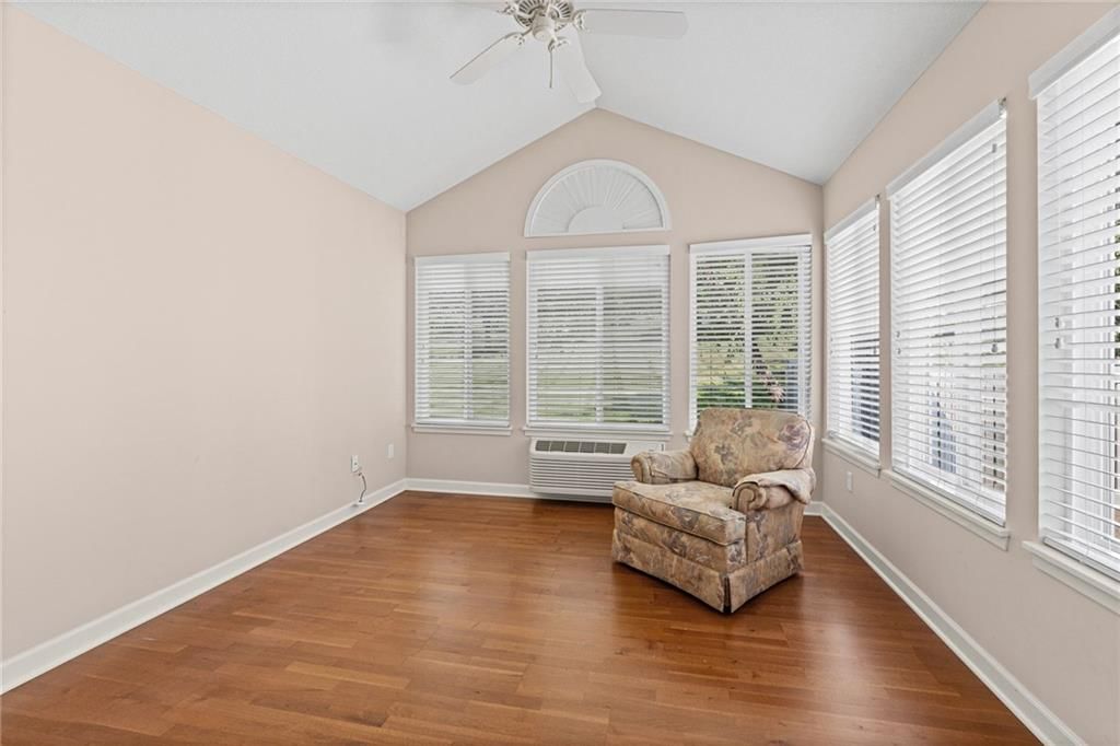 7135 Meadowsweet Lane — photo 29
