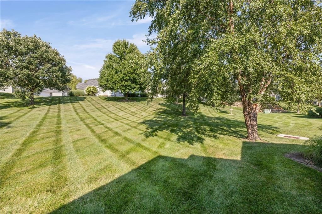 7135 Meadowsweet Lane — photo 31
