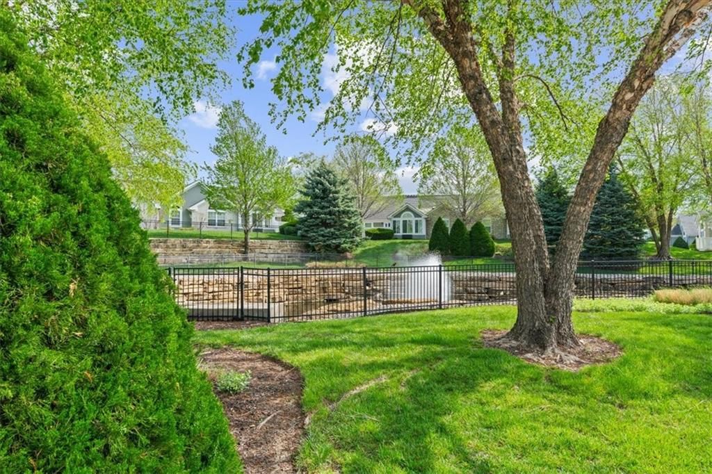 7135 Meadowsweet Lane — photo 45