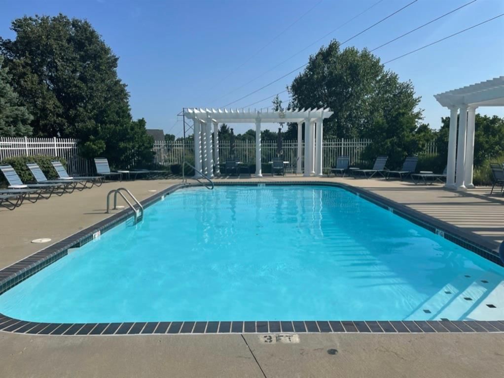 7135 Meadowsweet Lane — photo 48