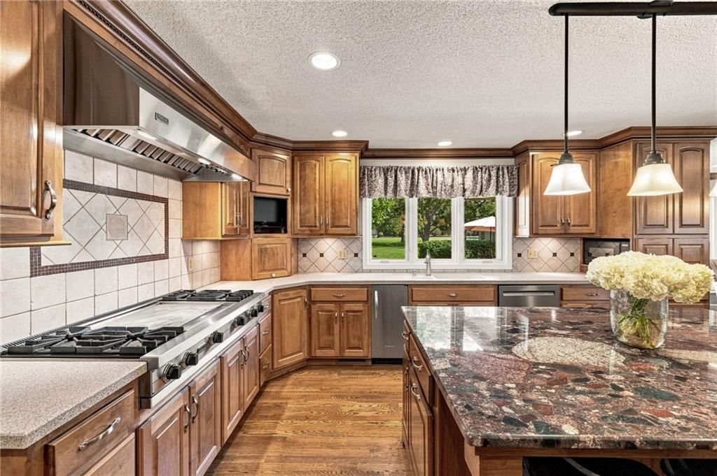3906 W 143rd Street — photo 19