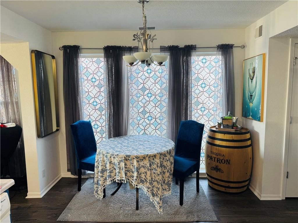 Photo 6 of 27 - 4425 NE 83rd Terrace, Kansas City, MO 64119