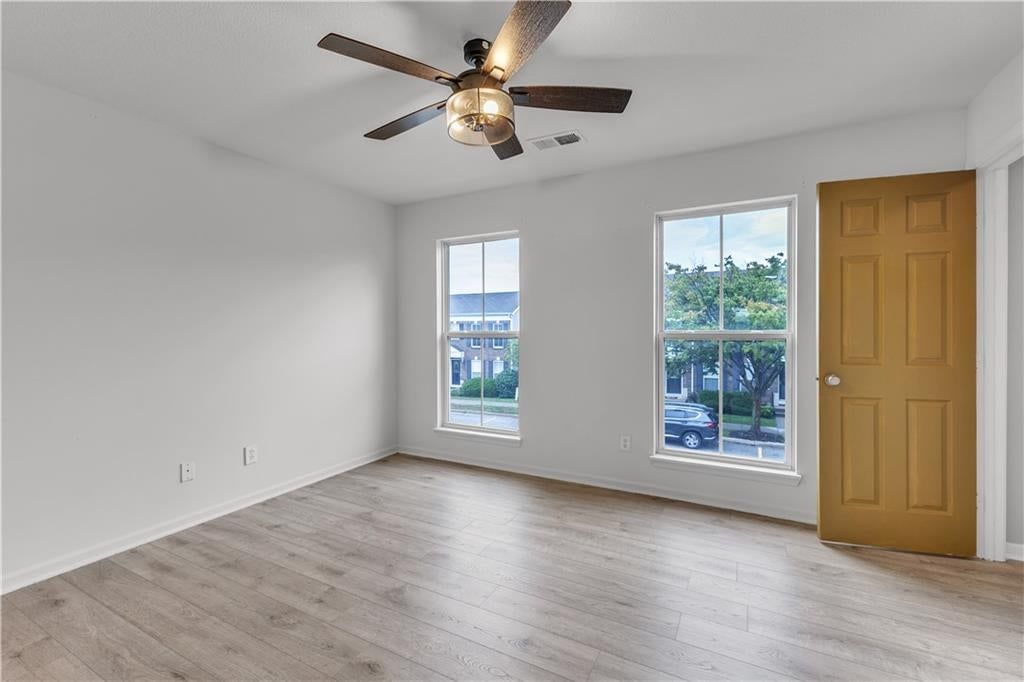 8154 N Drury Avenue — photo 5