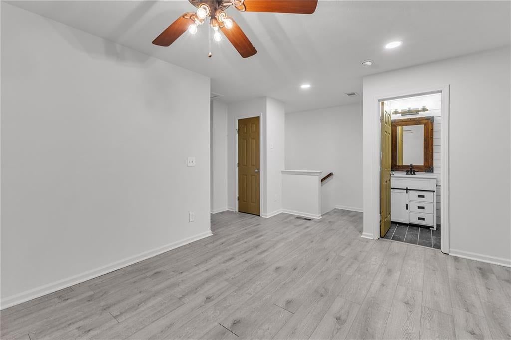 8154 N Drury Avenue — photo 18