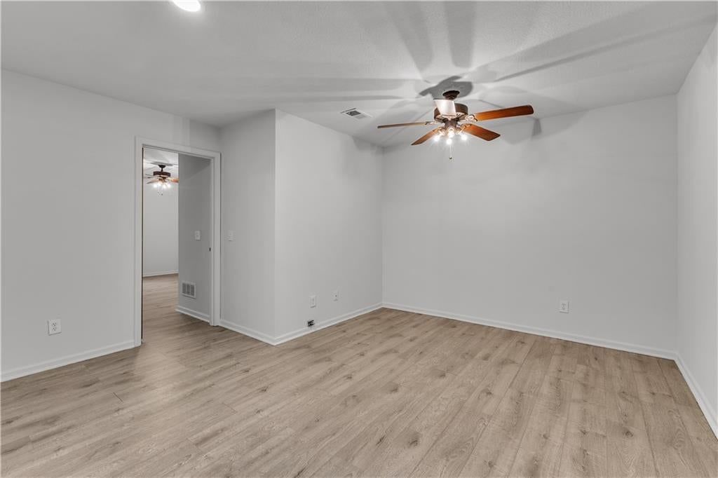 8154 N Drury Avenue — photo 19