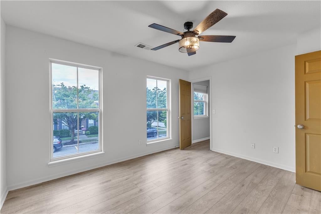 8154 N Drury Avenue — photo 20
