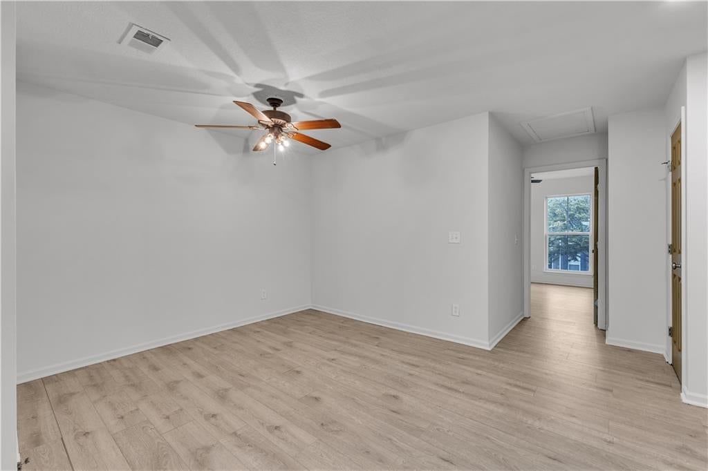 8154 N Drury Avenue — photo 22