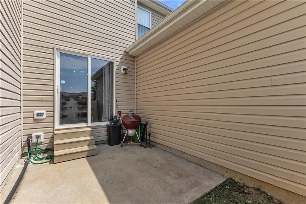 8154 N Drury Avenue — photo 34
