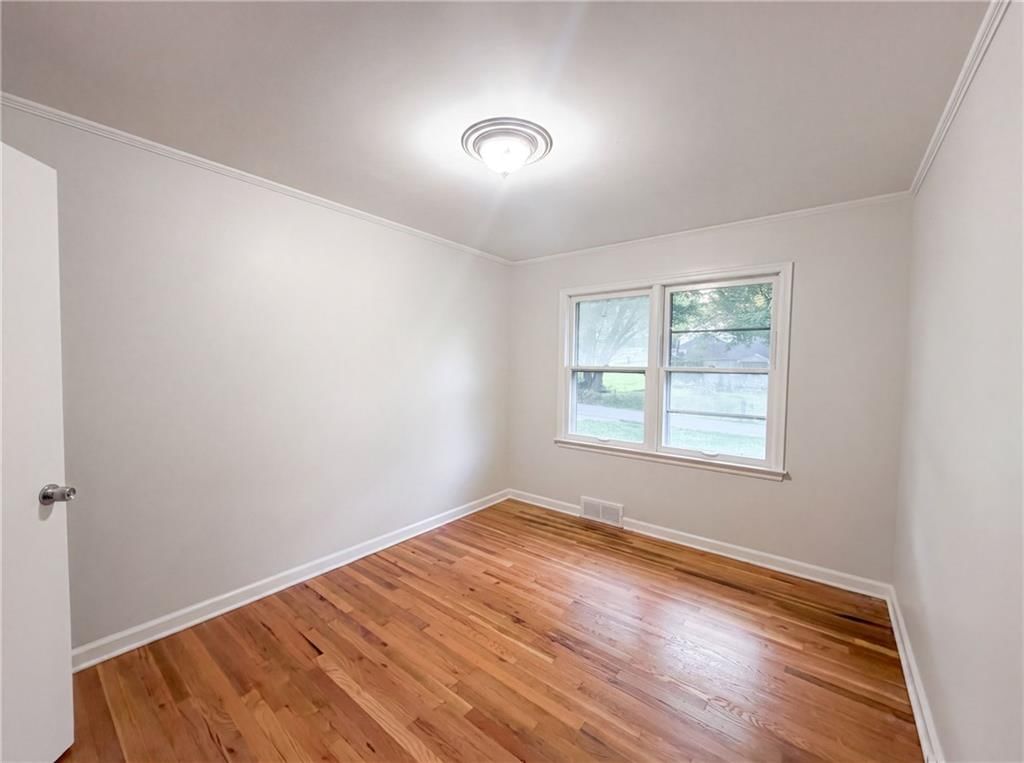 3364 N 60th Terrace — photo 4
