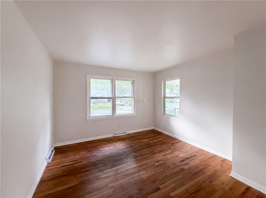 3364 N 60th Terrace — photo 11