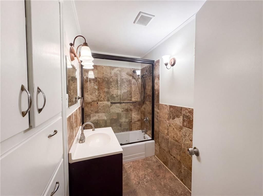 3364 N 60th Terrace — photo 20