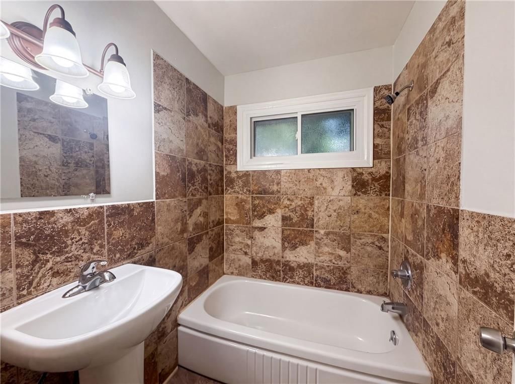 3364 N 60th Terrace — photo 24