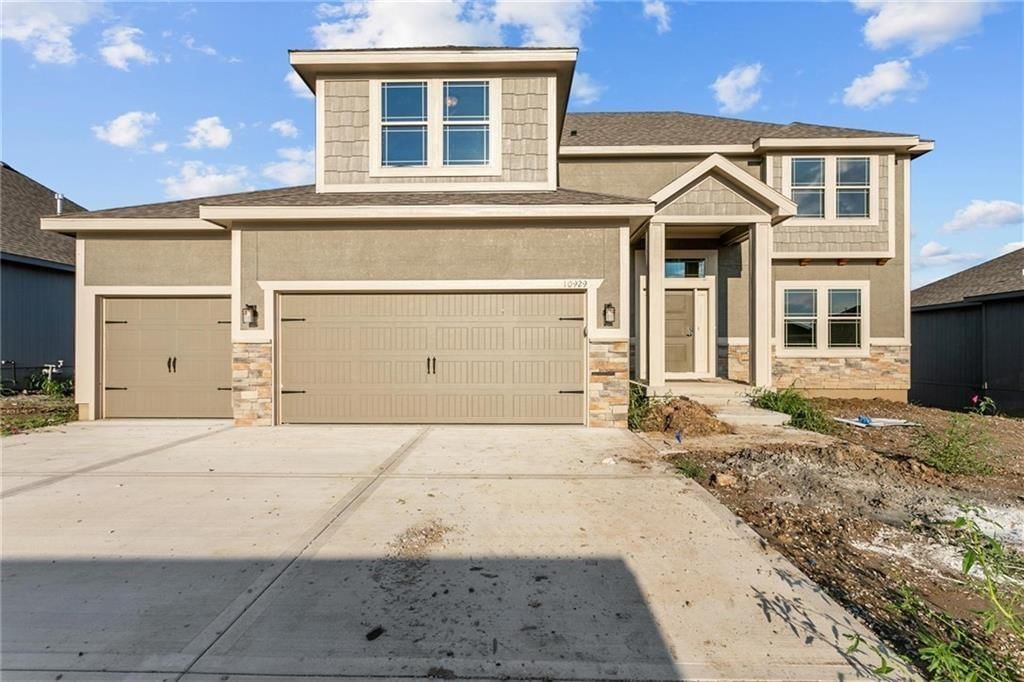 11034 N Corrington Avenue — photo 2