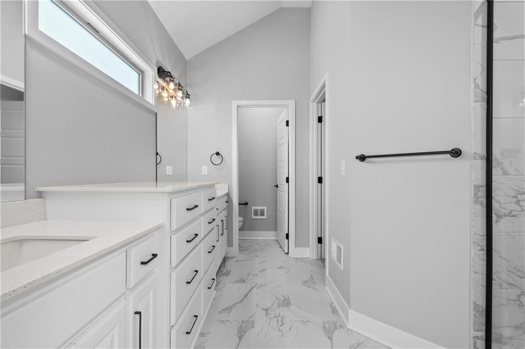 11028 N Corrington Avenue — photo 23