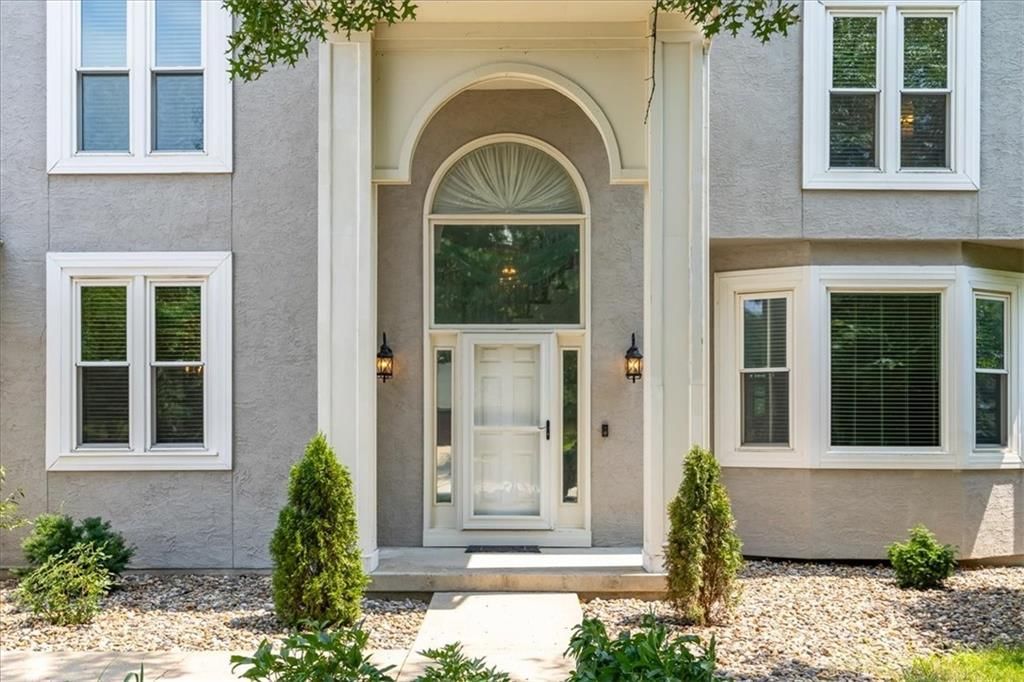 605 Edgewood Drive — photo 3