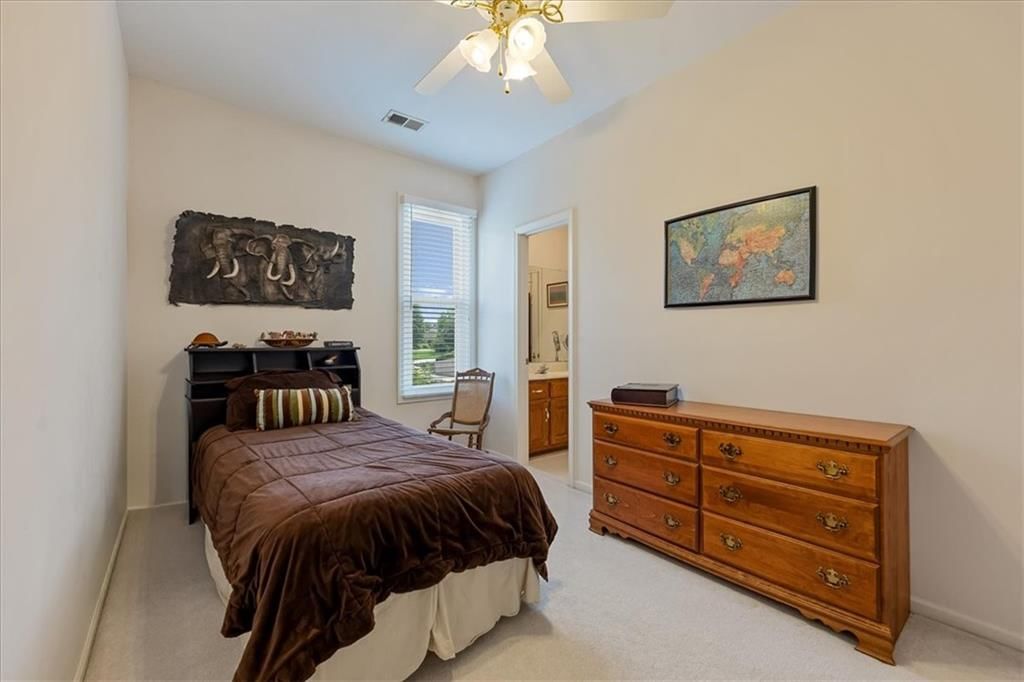 605 Edgewood Drive — photo 23