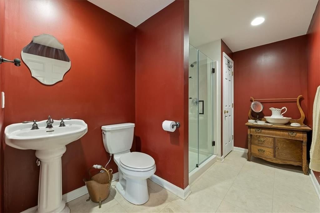 605 Edgewood Drive — photo 33