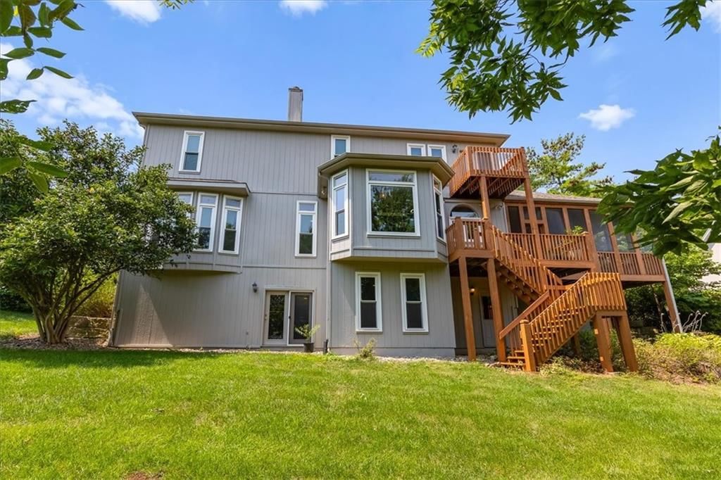 605 Edgewood Drive — photo 35