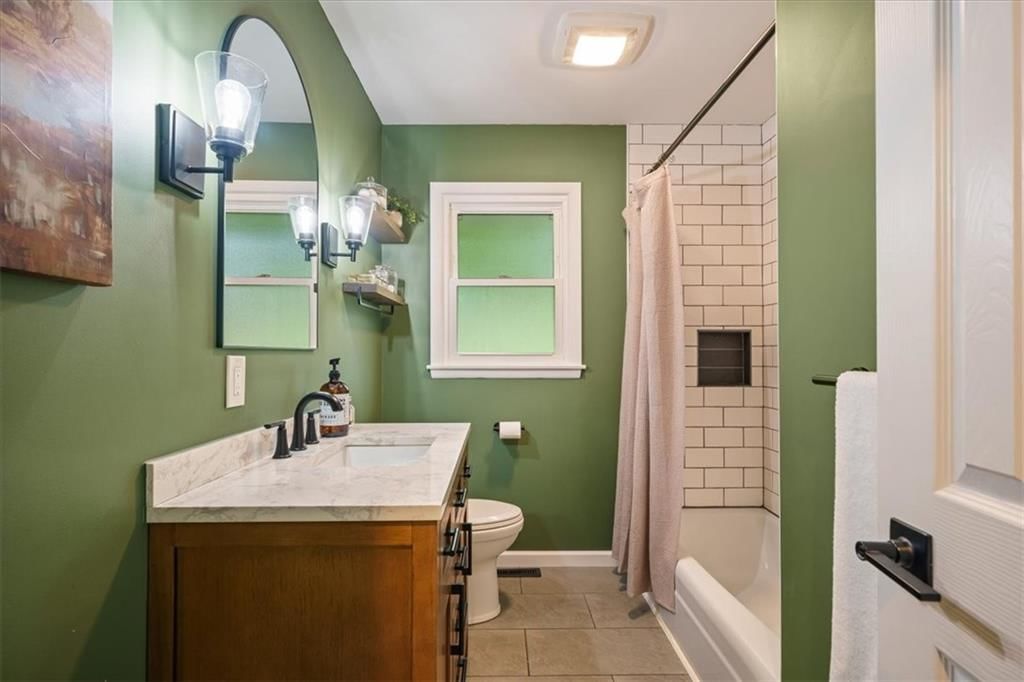 1421 Monterey Way — photo 12