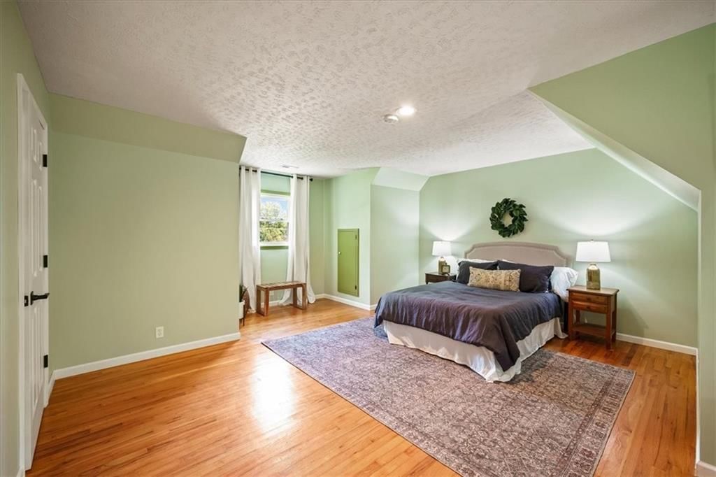 1421 Monterey Way — photo 18