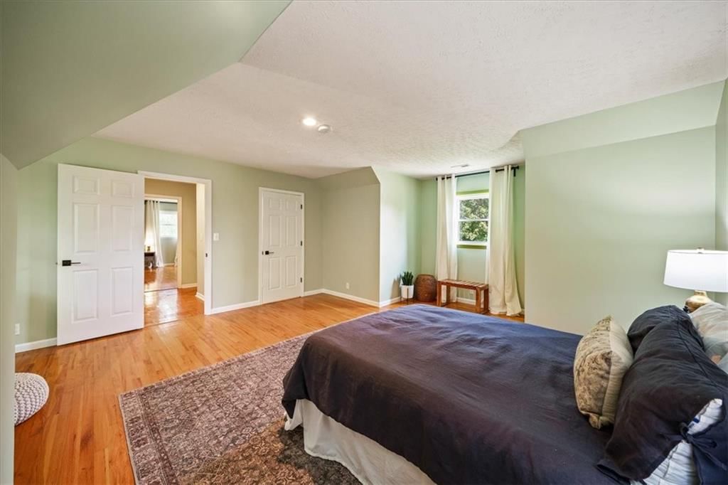 1421 Monterey Way — photo 19
