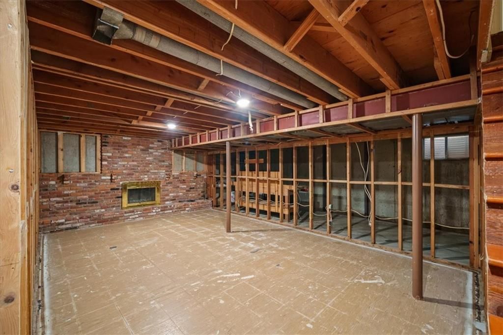 1421 Monterey Way — photo 25