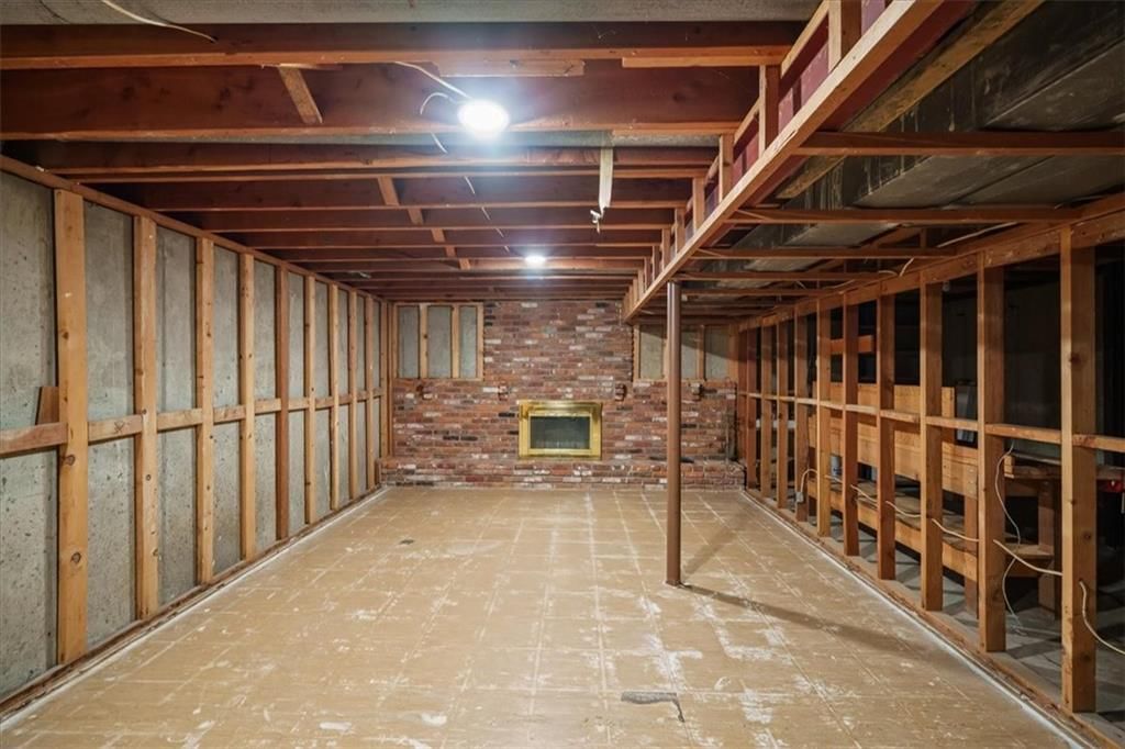 1421 Monterey Way — photo 26