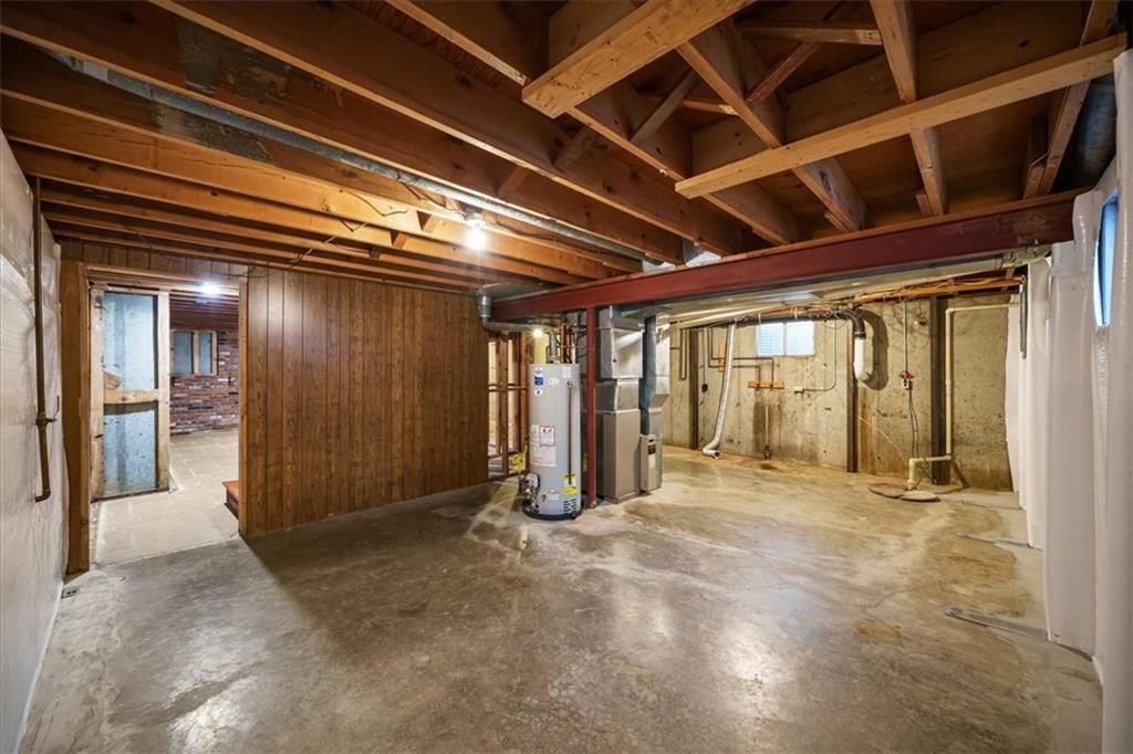 1421 Monterey Way — photo 27