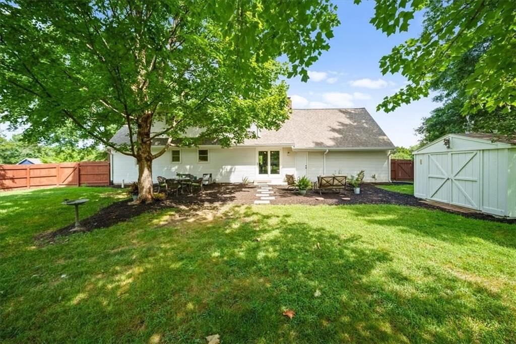 1421 Monterey Way — photo 32