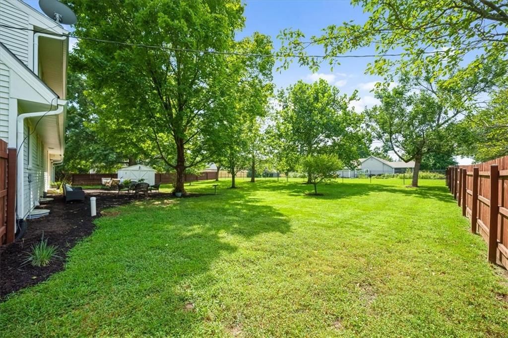 1421 Monterey Way — photo 40