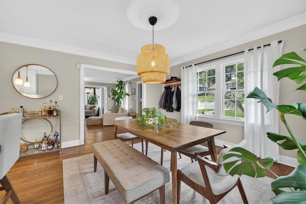 5637 Oak Street — photo 18