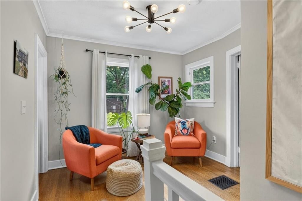 5637 Oak Street — photo 26
