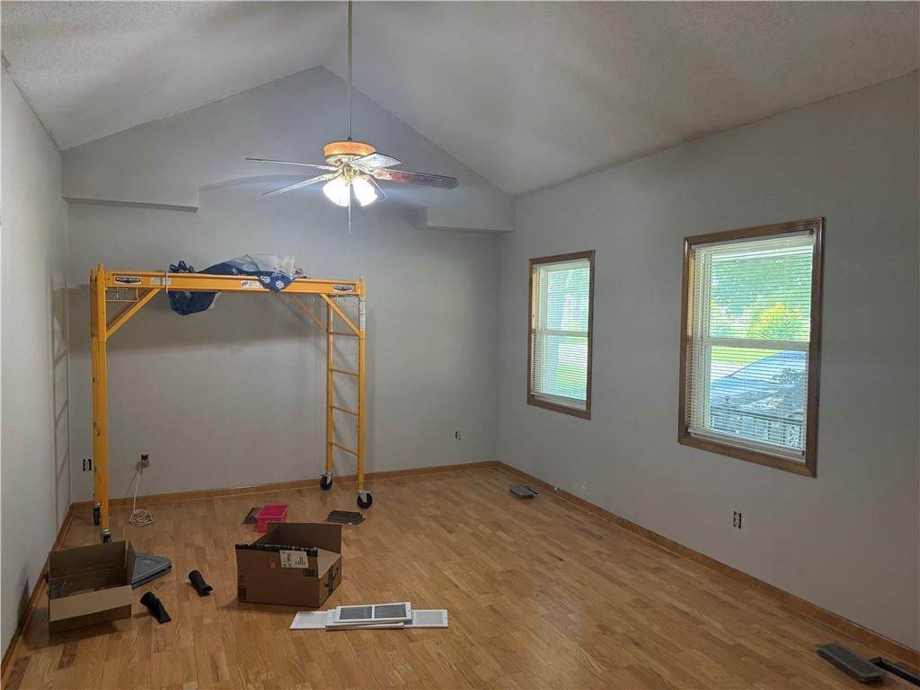 704 Hillcrest Street — photo 6