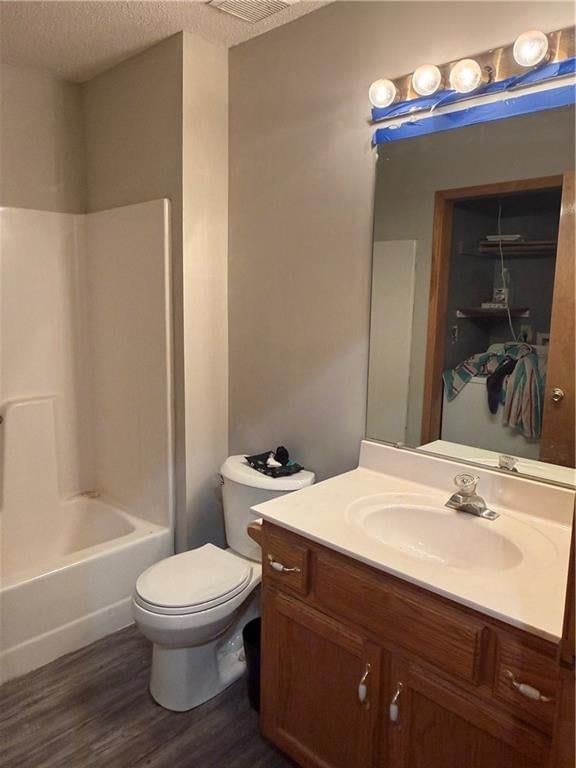 704 Hillcrest Street — photo 7