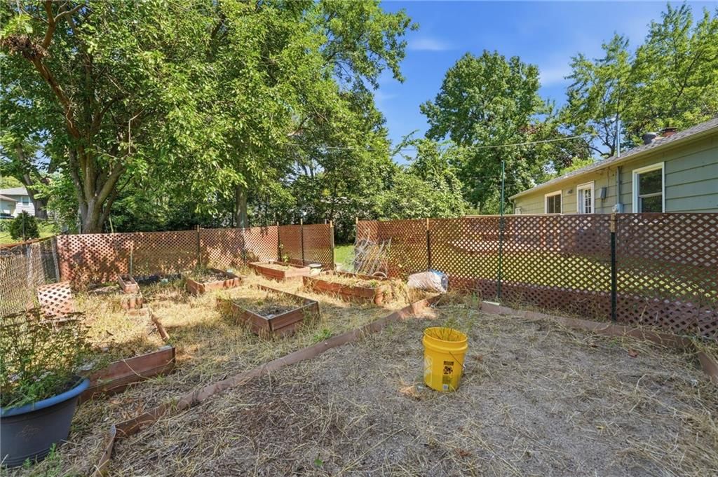 6930 Eby Avenue — photo 32