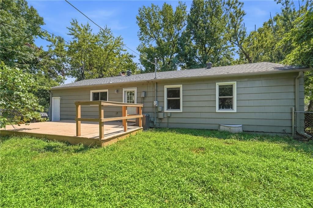 6930 Eby Avenue — photo 33
